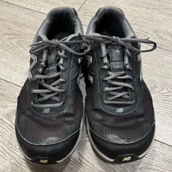 New Balance 1540v3 Mens 9.5 Width 4E Running Shoes Grey Black Sneakers USA - Picture 2 of 8